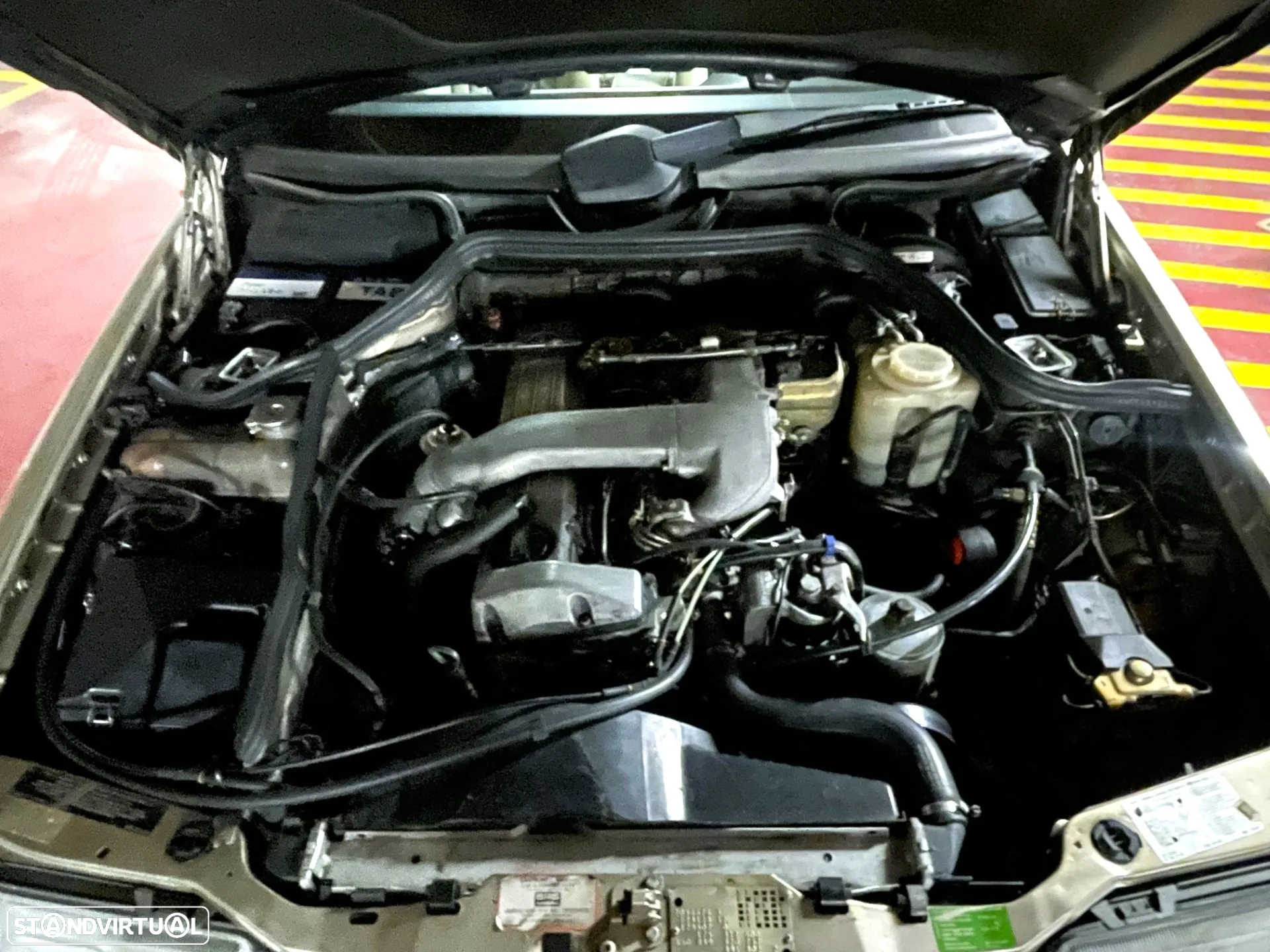 Mercedes-Benz 250 - 18