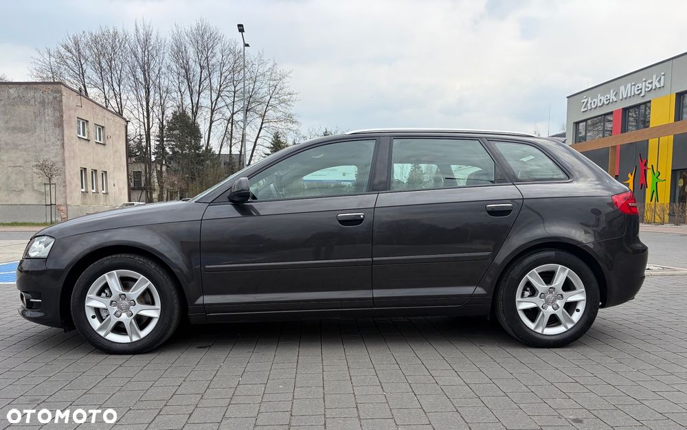 Audi A3 Sportback - 18