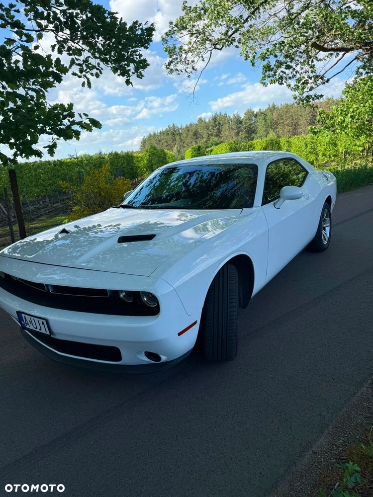 Dodge Challenger Automatik SXT Plus - 1