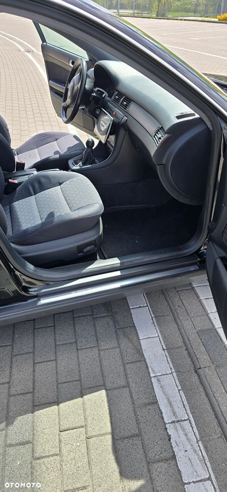 Audi A6 Avant 1.8 T - 23