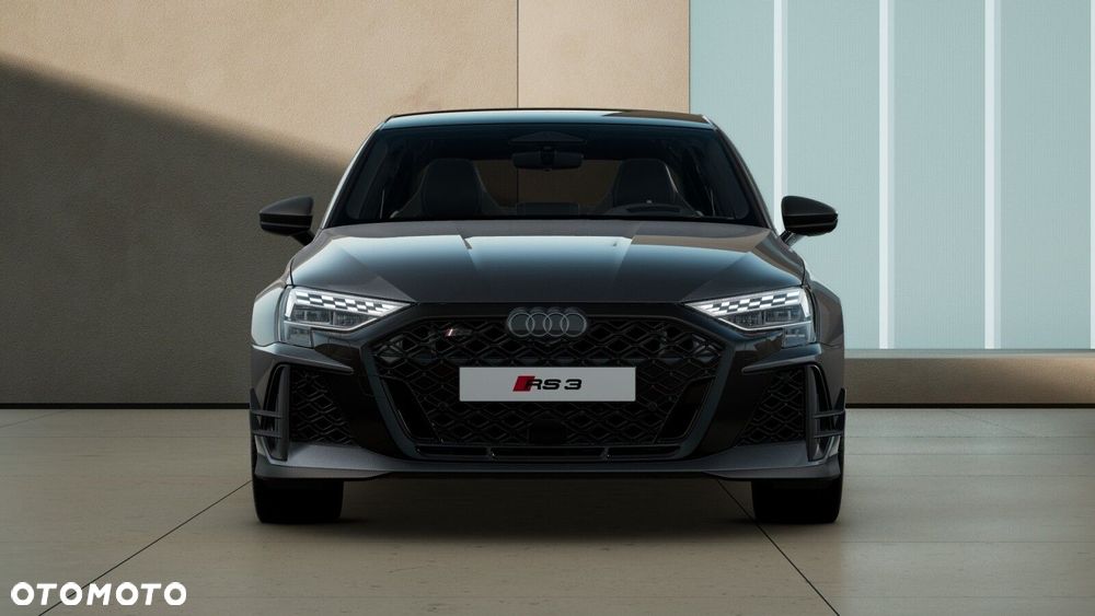 Audi RS3 Limousine - 3