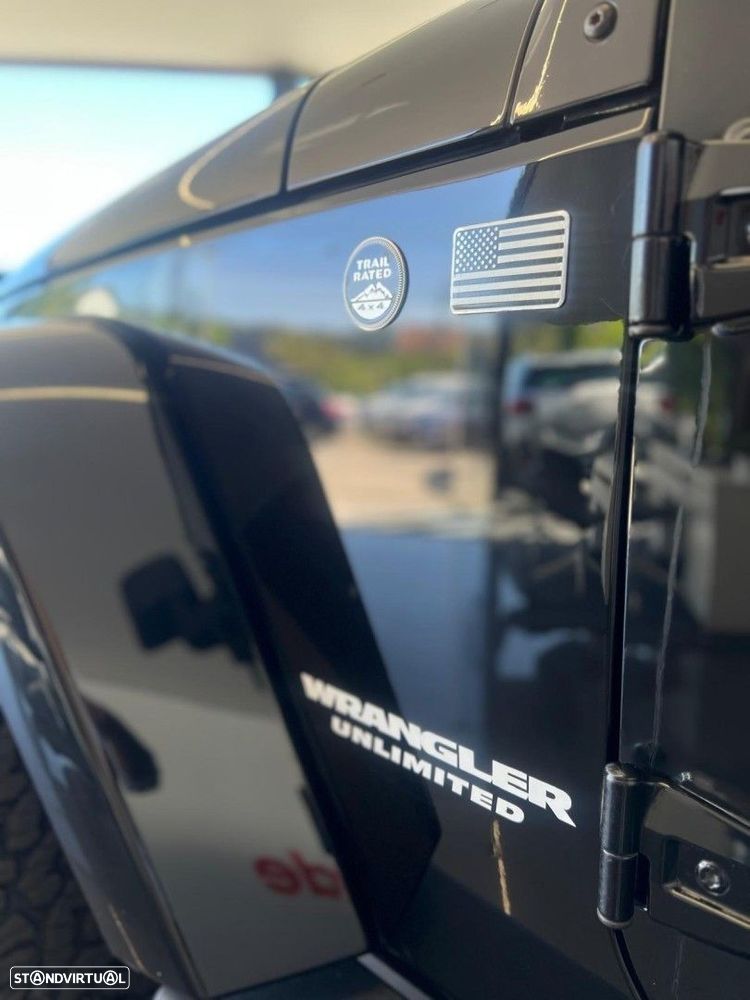 Jeep Wrangler Unlimited 2.8 CRD DPF Sport - 4