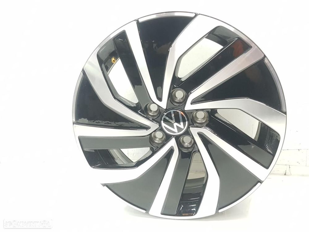 PNEU VOLKSWAGEN POLO VI AE1 - 1