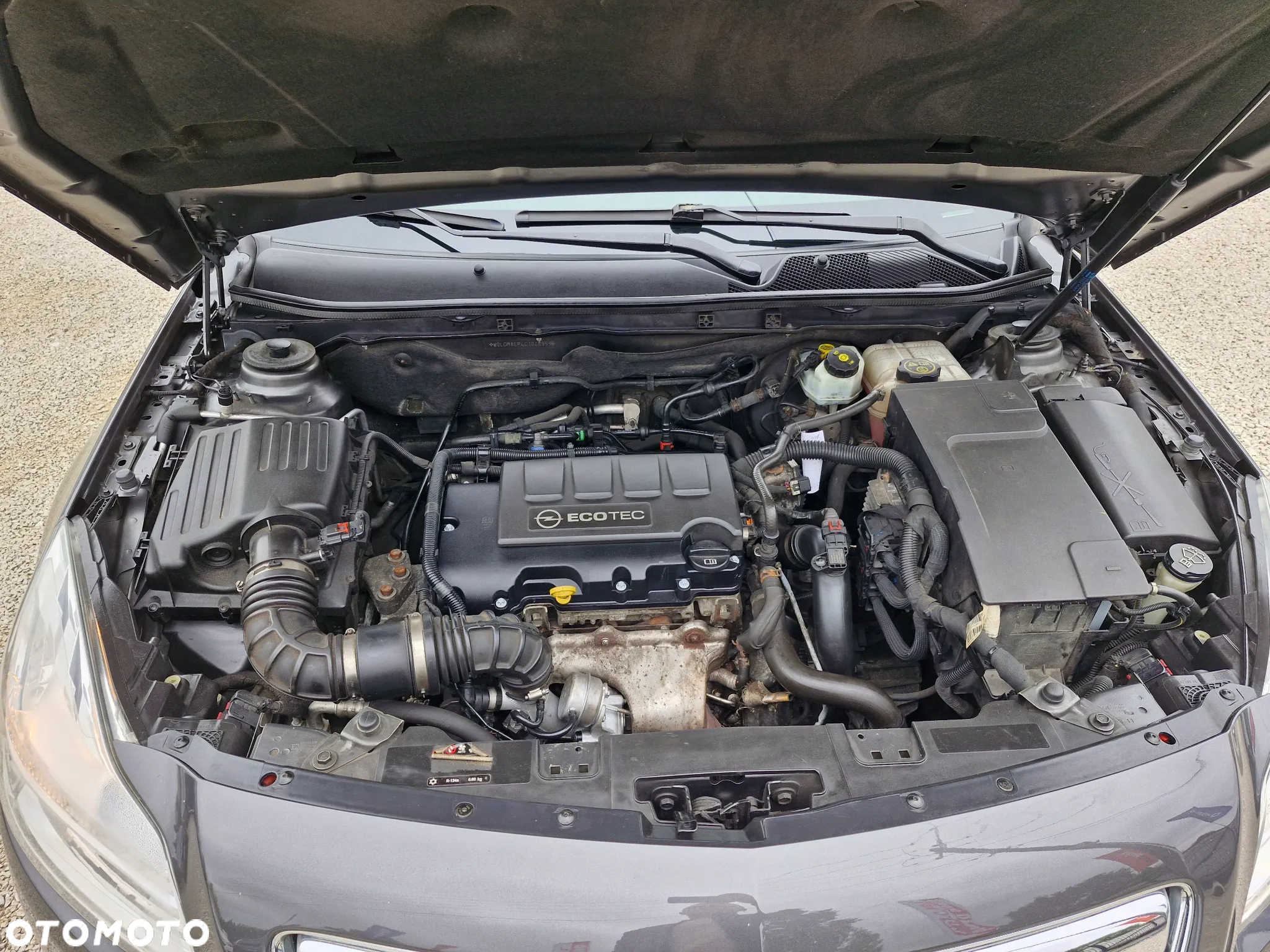 Opel Insignia - 32