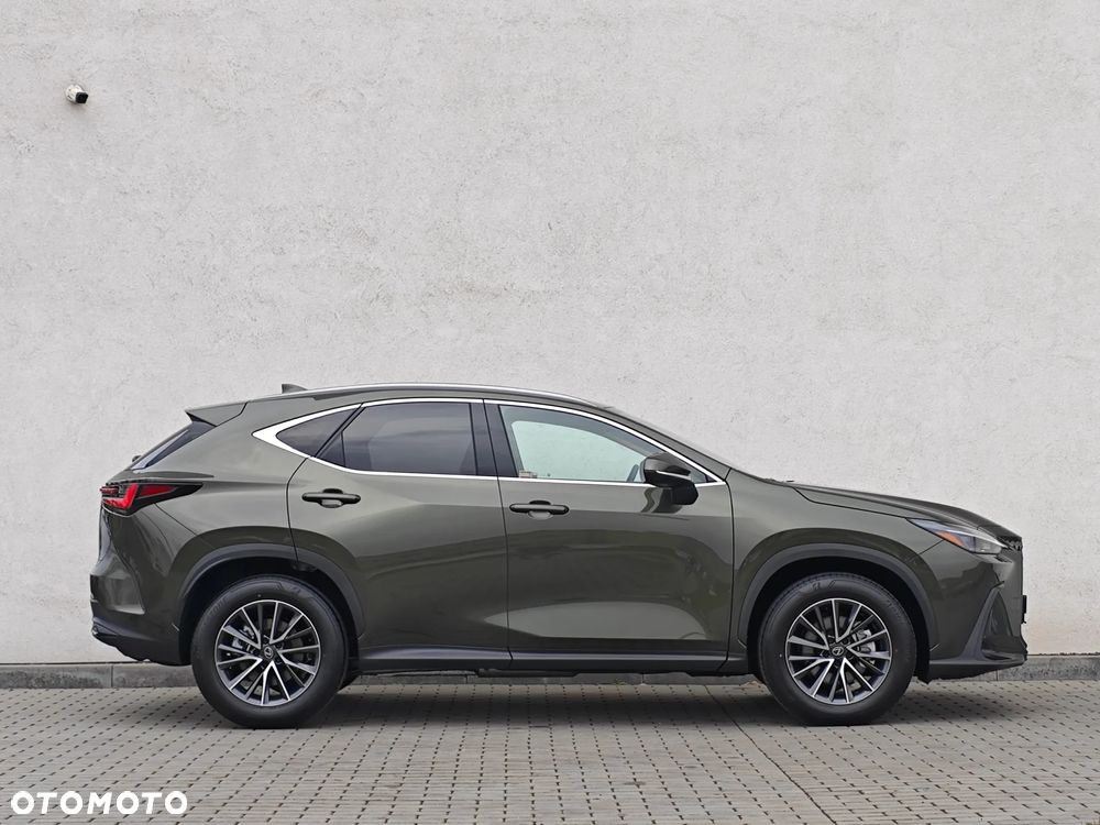 Lexus NX 350h Prestige AWD - 8