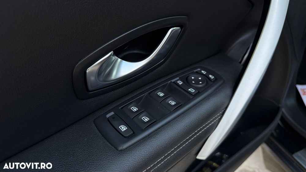 Renault Megane ENERGY dCi 110 Start & Stop Bose Edition - 13