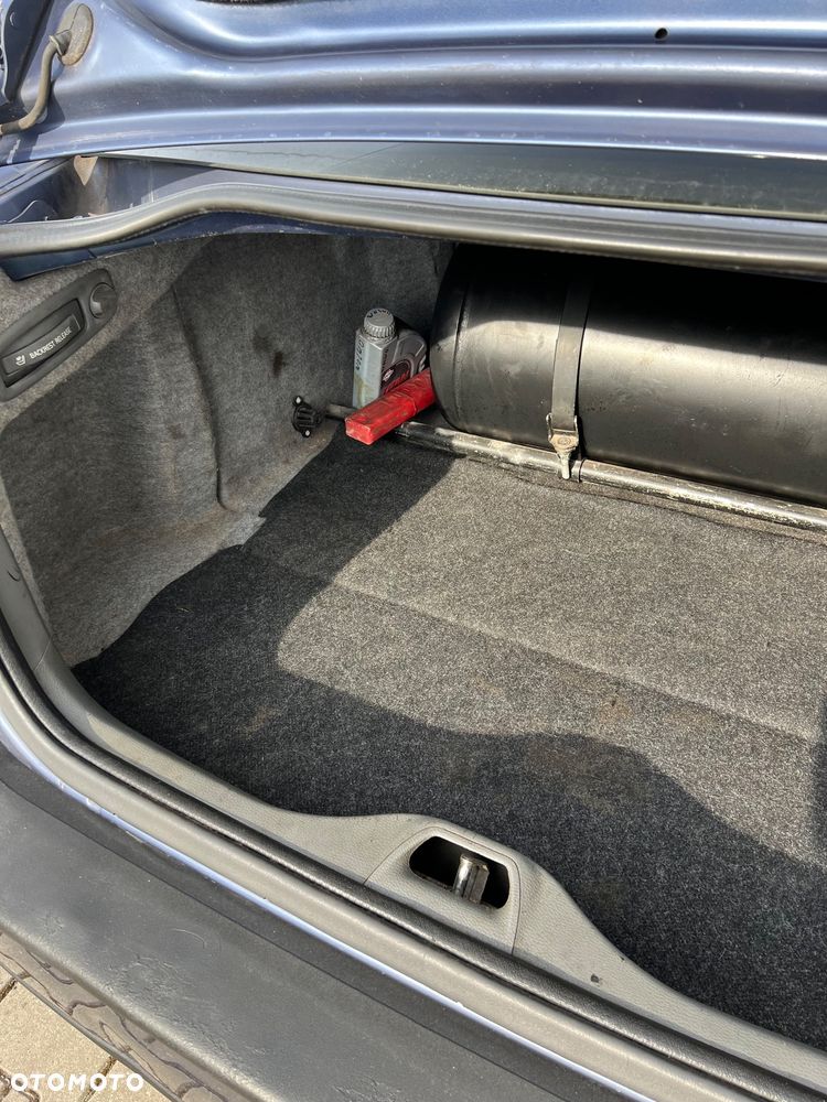 Volvo S60 2.4 Momentum - 11