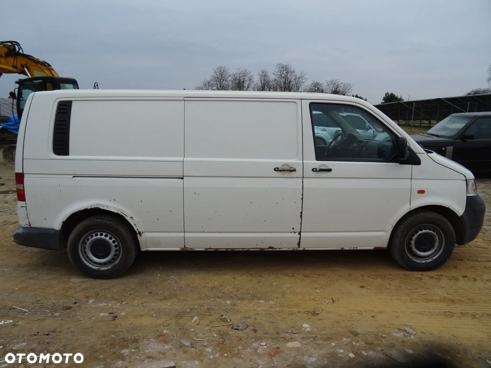 VW T5 części maska zderzak błotnik lampa silnik 2.5 - 9