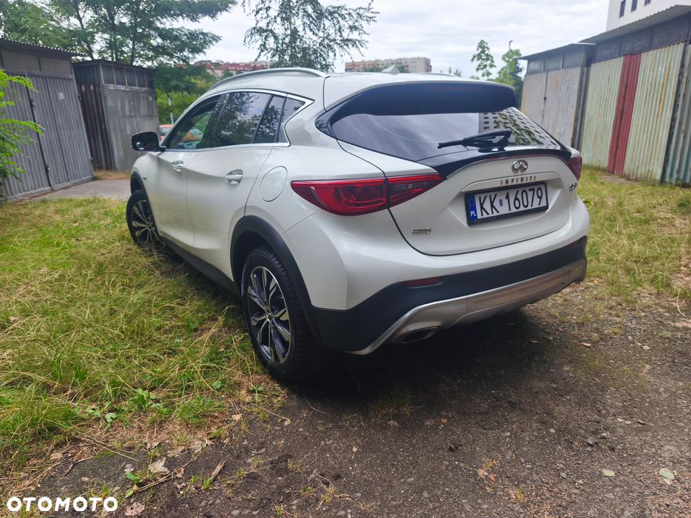 Infiniti QX - 4