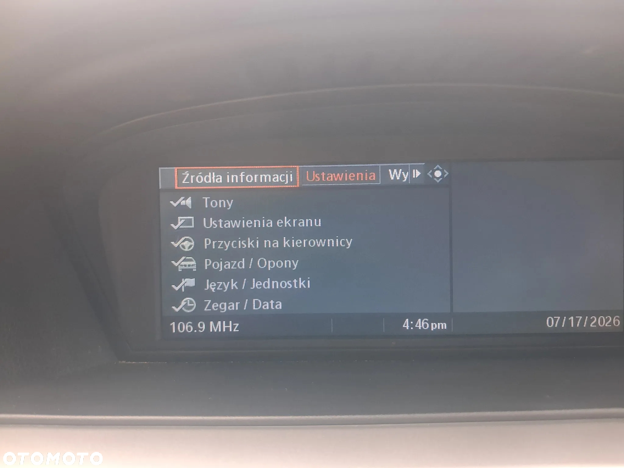 BMW Seria 3 320d DPF Touring Edition Fleet - 32