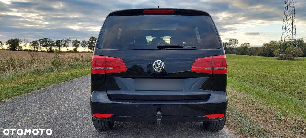 Volkswagen Touran - 8