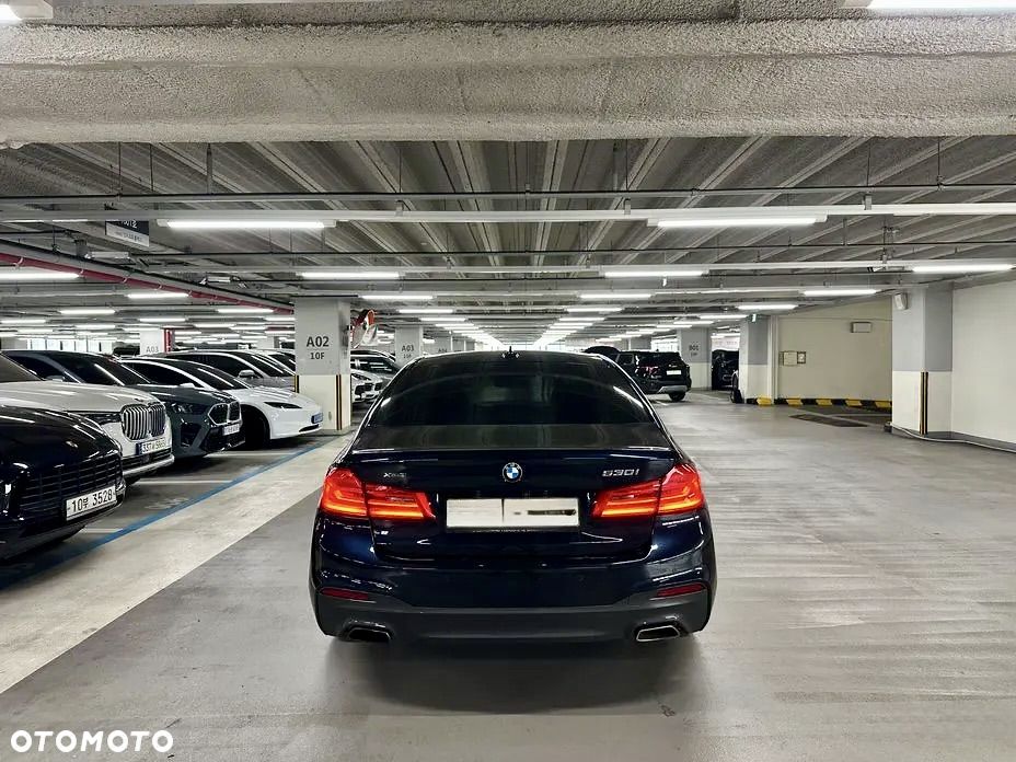 BMW Seria 5 530i xDrive M Sport Edition - 6