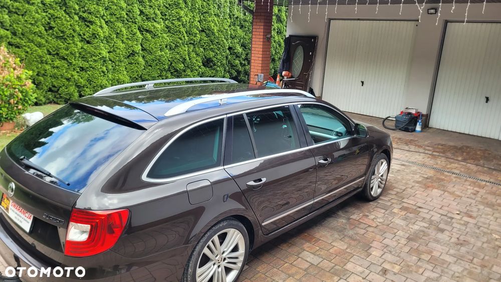 Skoda Superb 2.0 TDI Green tec DSG Elegance - 39