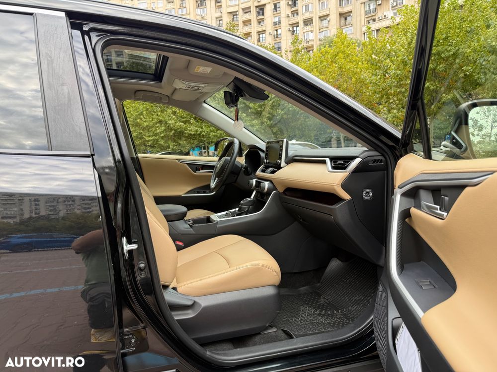 Toyota RAV4 2.5 Hybrid VVT-iE 4x4 Luxury Plus - 10