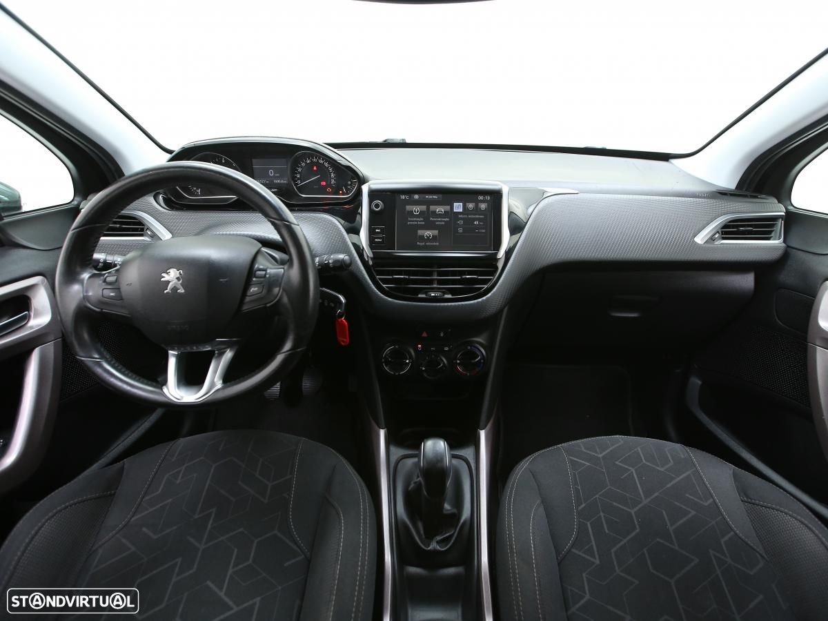 Peugeot 2008 - 6