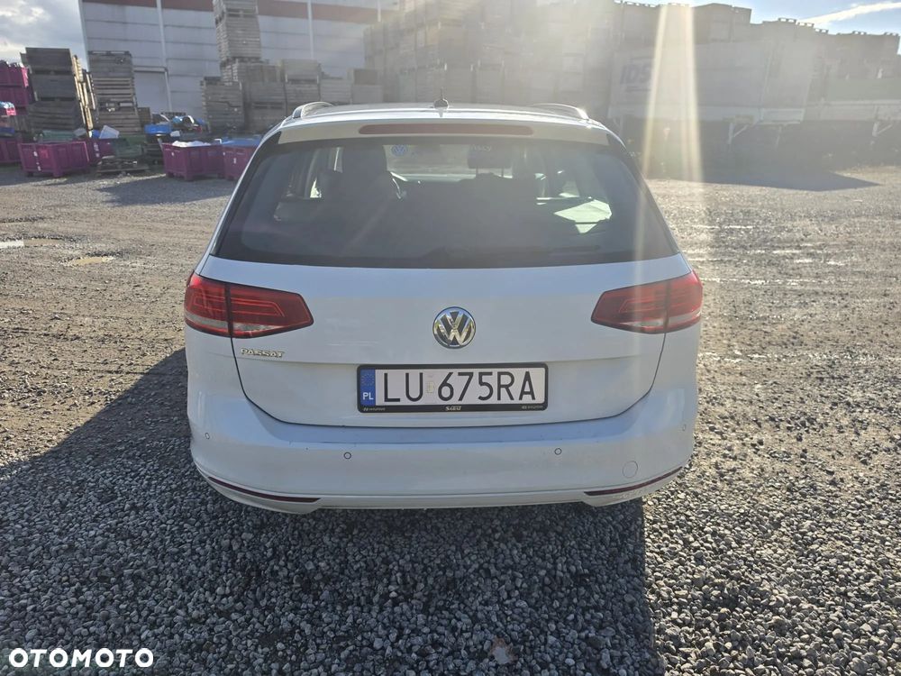 Volkswagen Passat 2018 photo 5