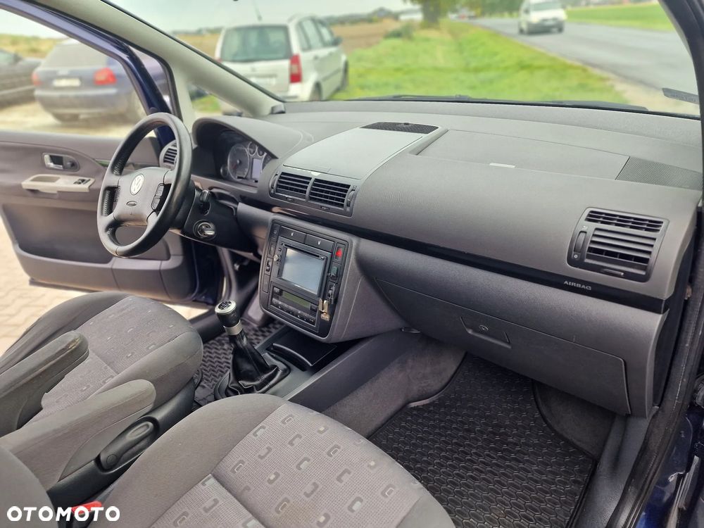 Volkswagen Sharan 1.9 TDI Comfortline - 27