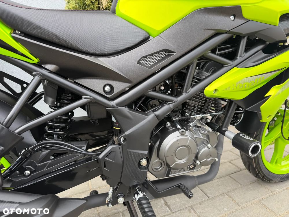 Benelli BN 125 - 21