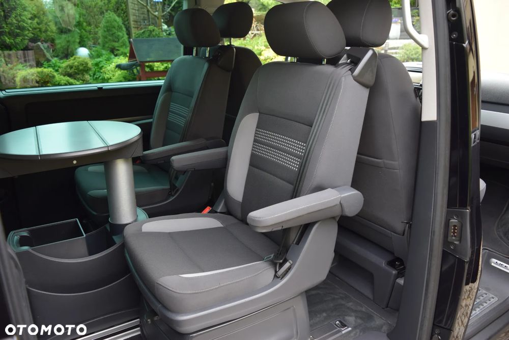 Volkswagen Multivan - 28