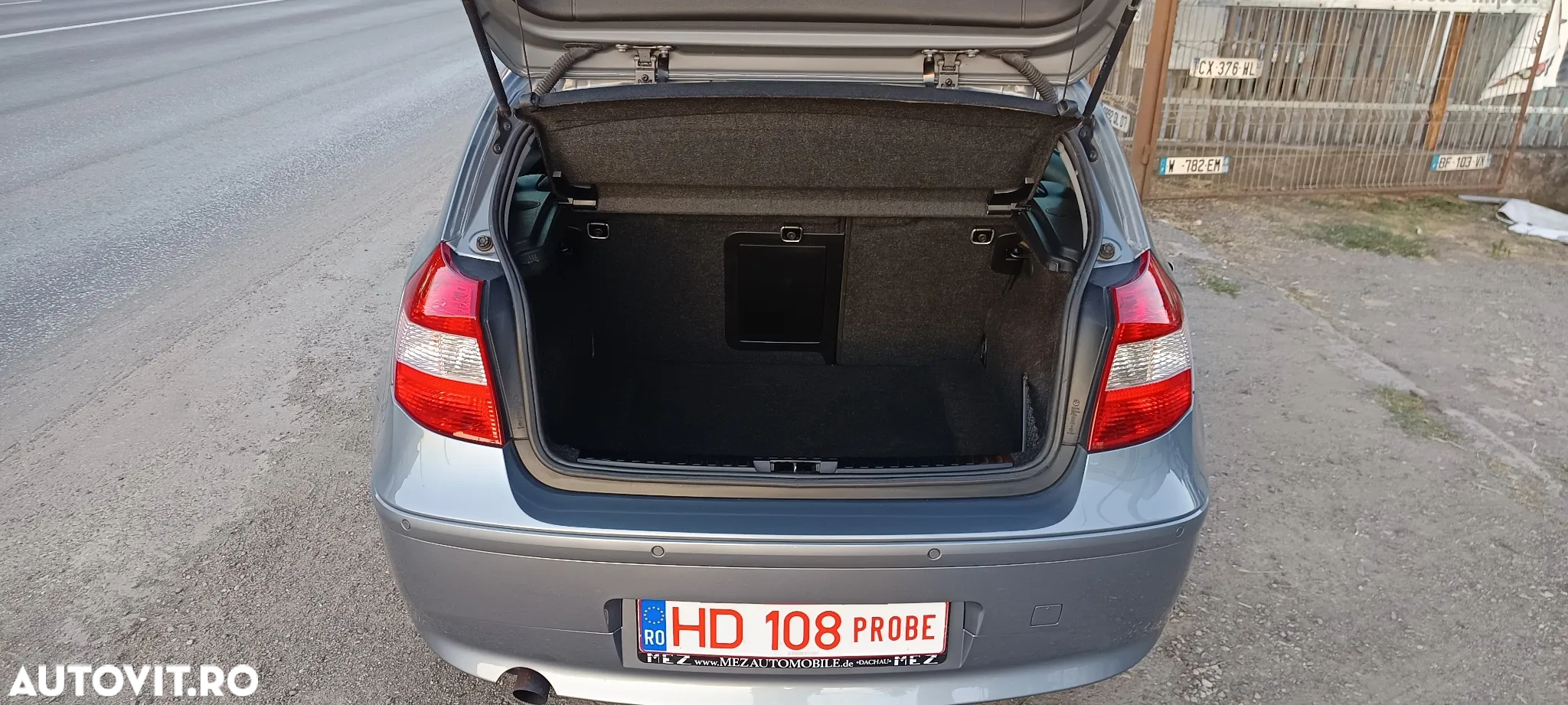 BMW Seria 1 118i - 38