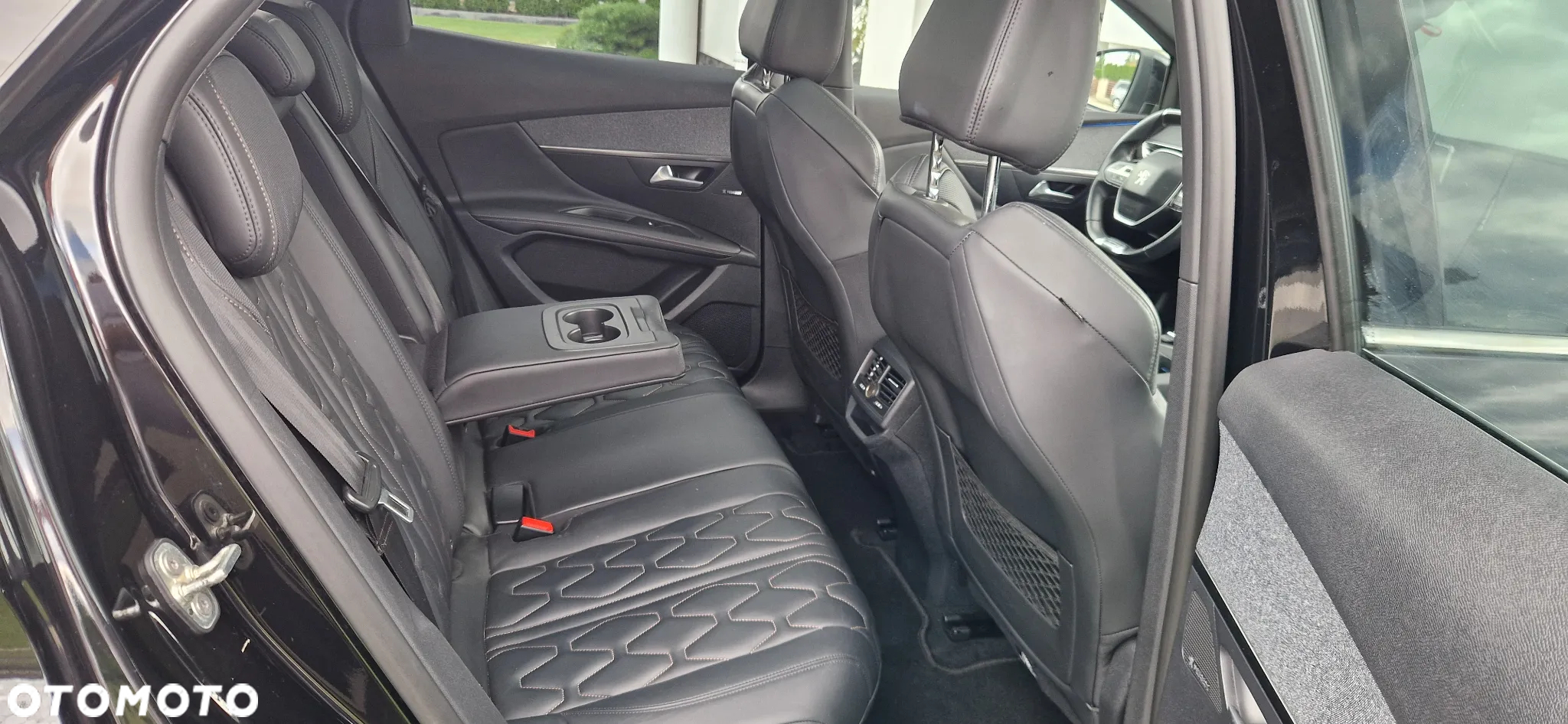 Peugeot 3008 THP 165 EAT6 Stop & Start Active - 28