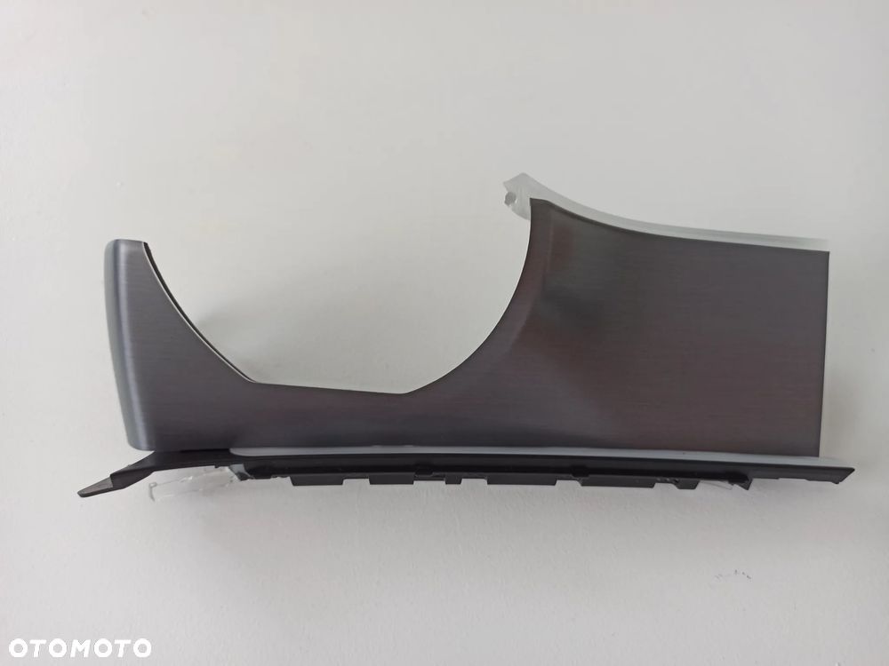 Listwa centralnej konsoli, komplet dekorów Mercedes AMG Edition klas A177 i CLA118 - 5