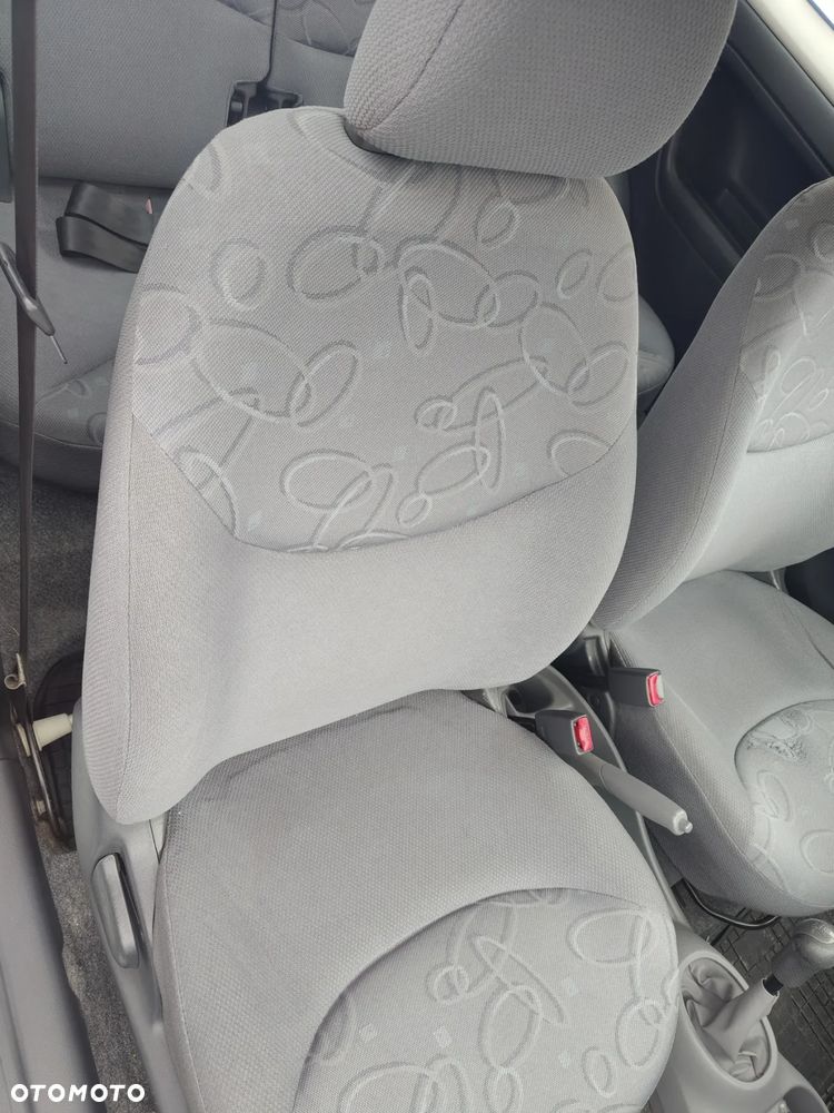 Toyota Yaris 1.0 Pak1 - 18