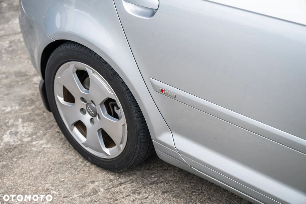 Audi A3 ver-3-2-sportback-quattro-s-tronic-s-line-sportpaket-plus - 11