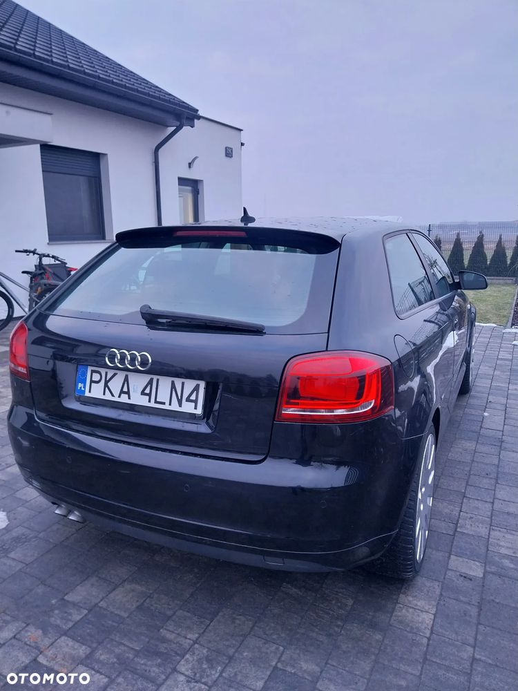 Audi A3 3-drzwiowe 2.0 TDI Attraction S tronic - 2