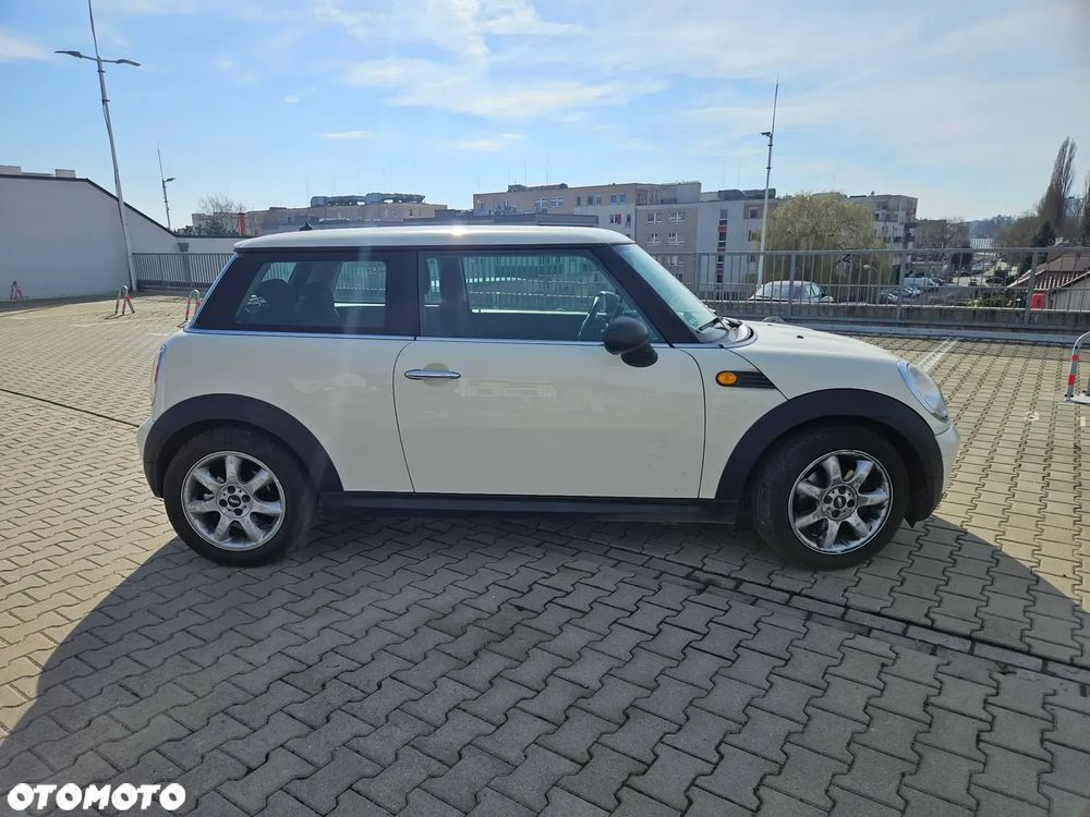 MINI ONE - 7