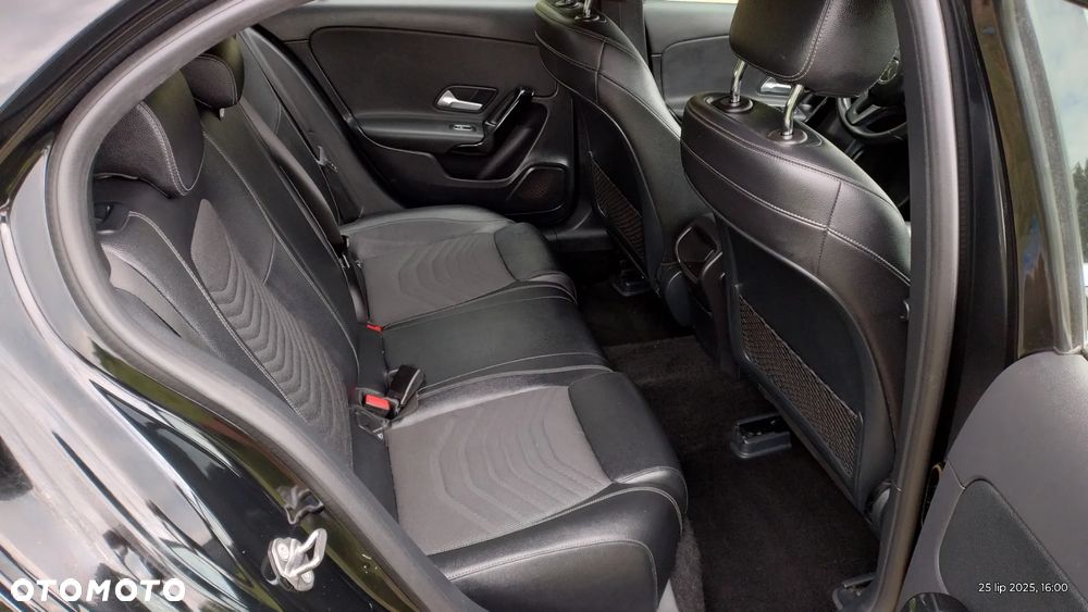 Mercedes-Benz Klasa A 180 d Style 7G-DCT - 14