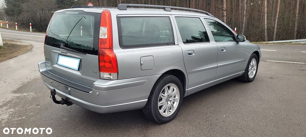 Volvo V70 D5 AWD Summum - 20
