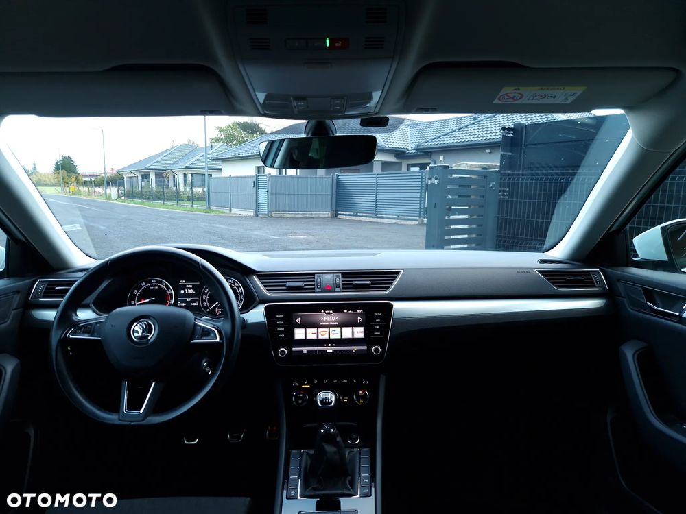 Skoda Superb 1.4 TSI ACT Ambition - 34