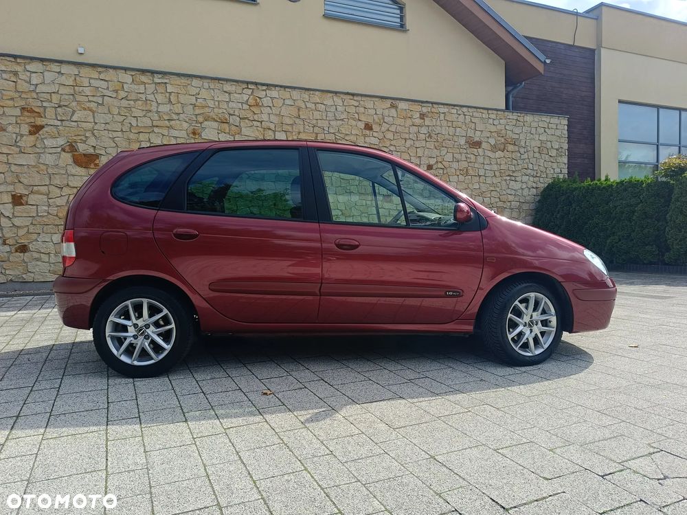 Renault Scenic - 3