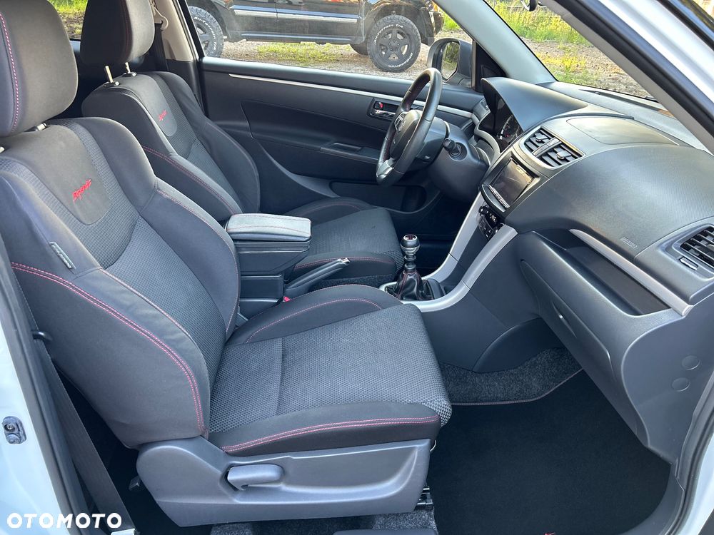 Suzuki Swift 1.6 Sport - 12