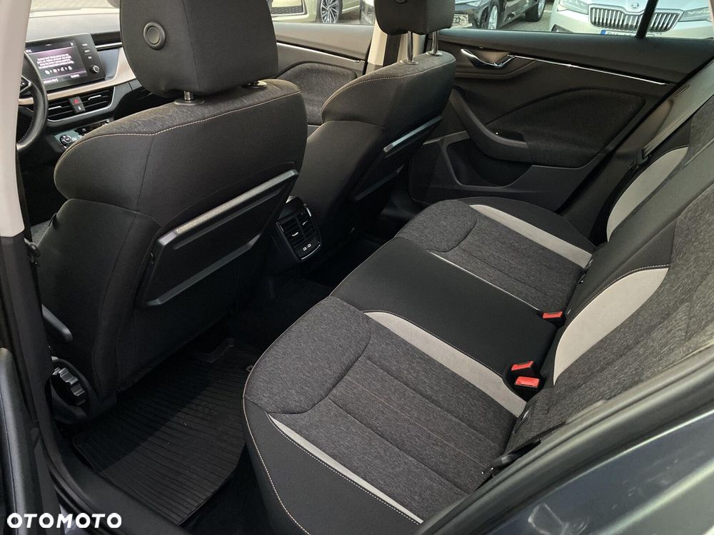 Skoda Kamiq 1.0 TSI Style DSG - 26