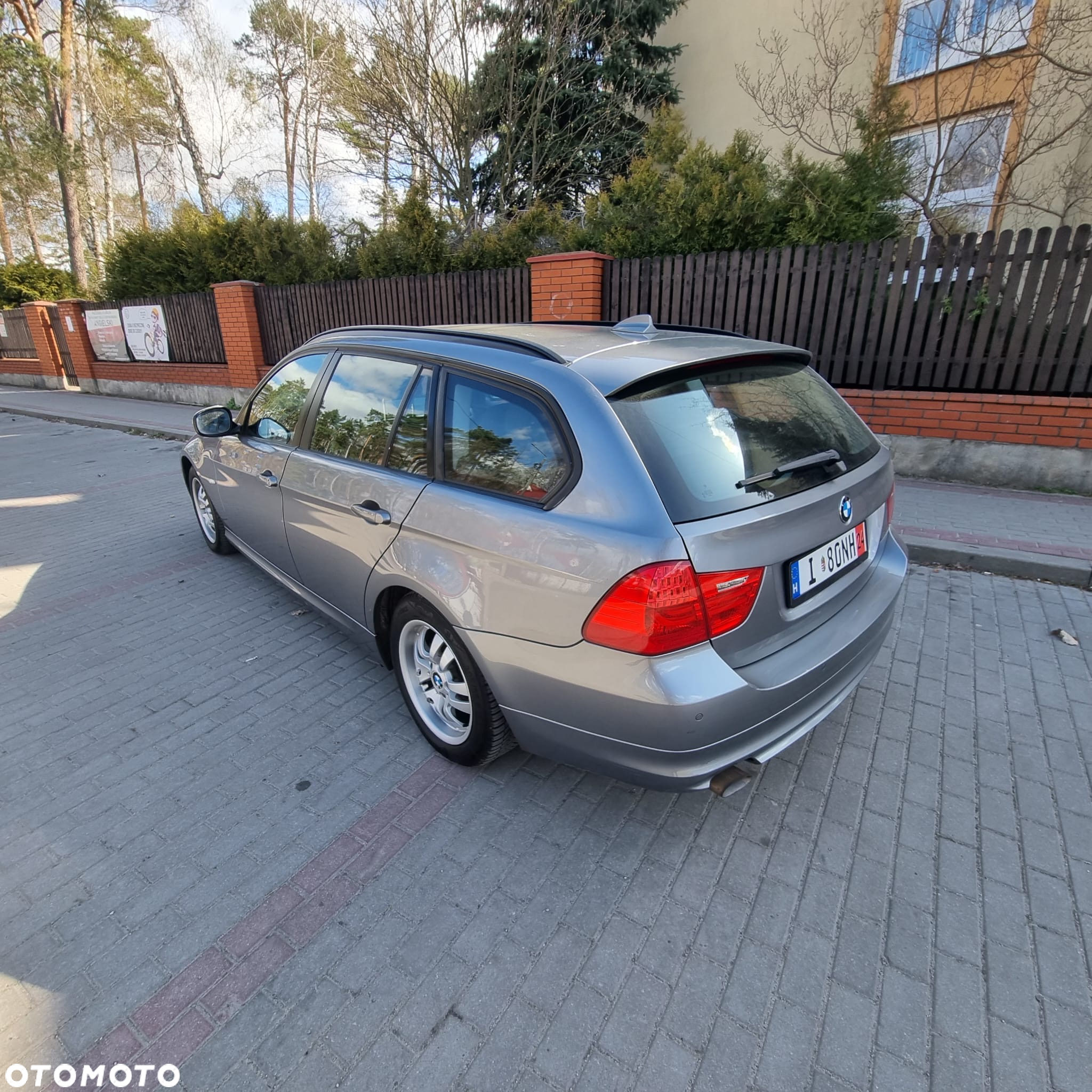 BMW Seria 3 316d Touring Advantage - 4