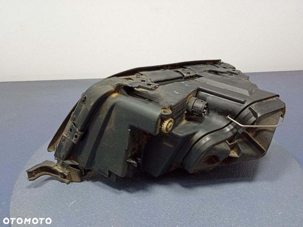 AUDI A6 C4 94-97 REFLEKTOR PRAWY H1 H1 EU 140506-02 - 3