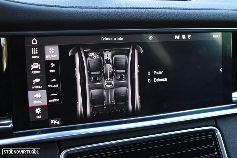 Porsche Panamera Sport Turismo 4 E-Hybrid Platinum Edition - 46