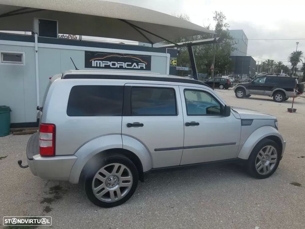 Dodge Nitro - 4