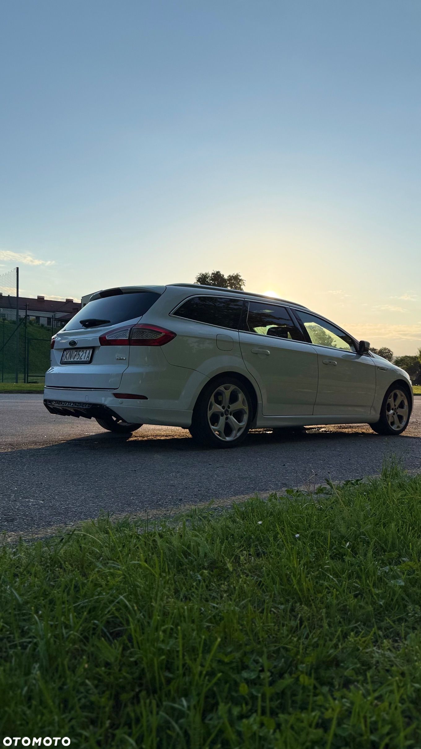 Ford Mondeo - 1