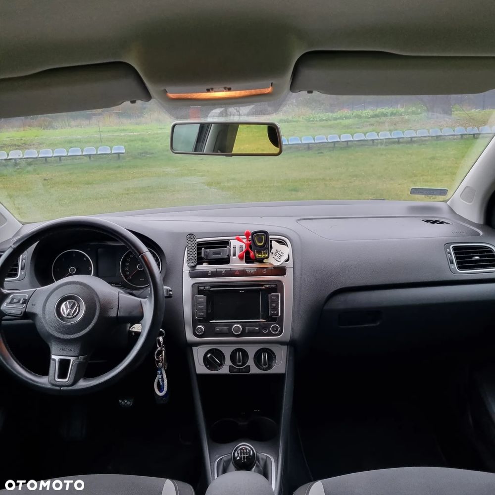 Volkswagen Polo 1.6 TDI DPF BlueMot Highline - 8