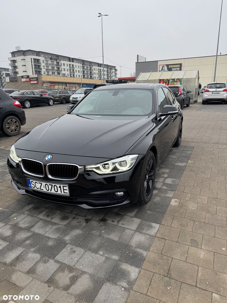 BMW Seria 3 330i xDrive Edition Luxury Line Purity - 28