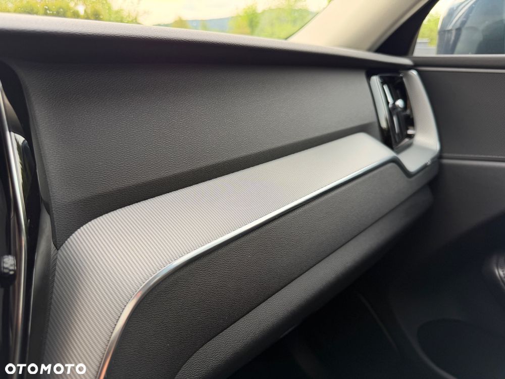 Volvo XC 60 B4 D AWD Inscription - 34
