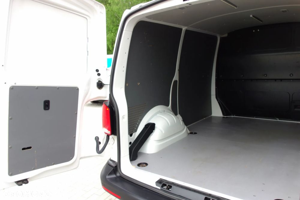 Volkswagen Transporter T6 Automat  2.0 TDI 150 KM L1H1 Klima Webasto - 10