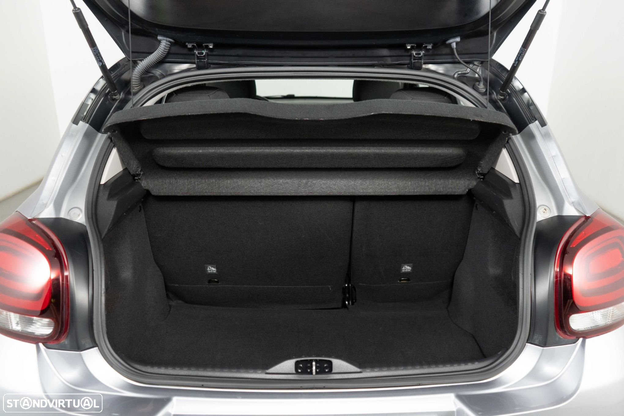 Citroën C3 1.2 PureTech Shine - 12