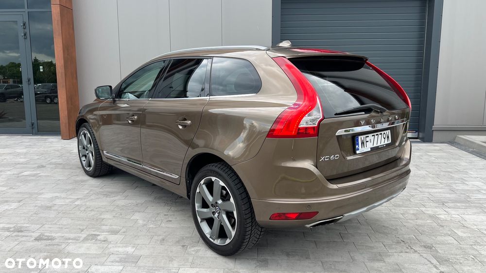 Volvo XC 60 T5 AWD Drive-E Summum - 2