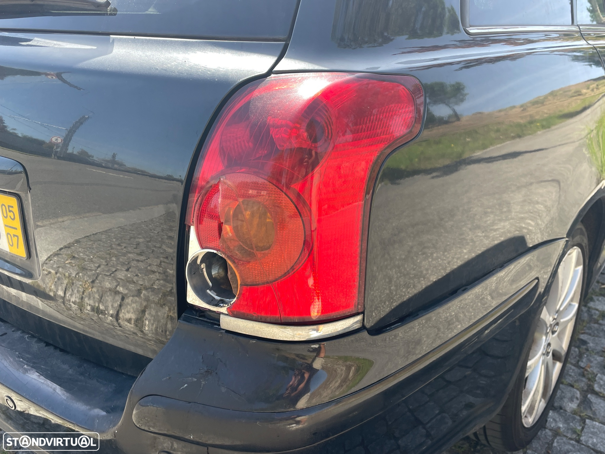 Toyota Avensis SW 2.0 D-4D Sol - 7