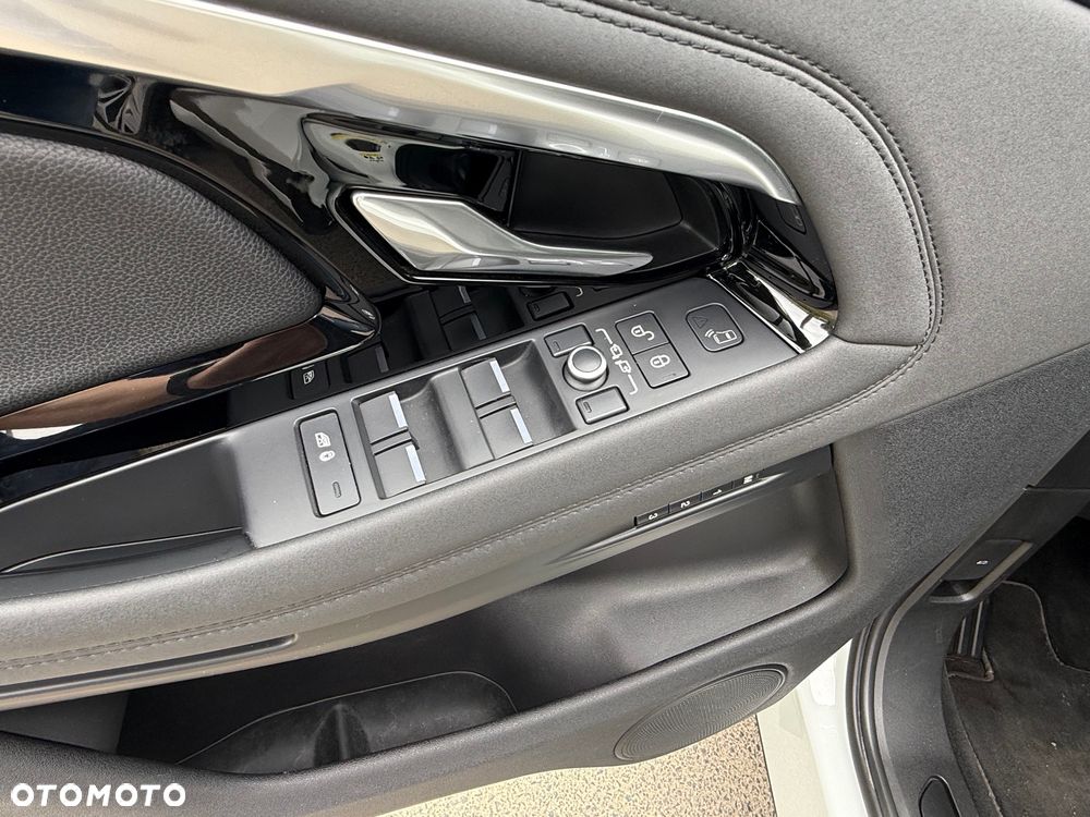 Land Rover Range Rover Evoque 2.0 D150 mHEV R-Dynamic HSE - 13