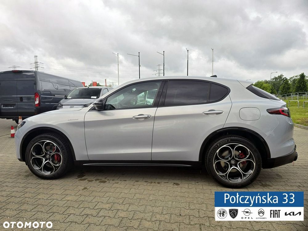 Alfa Romeo Stelvio - 9